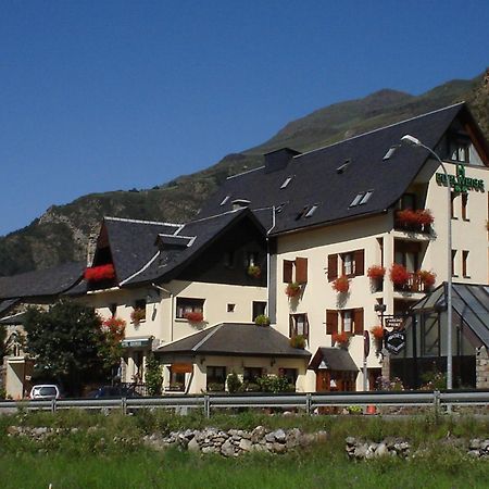Hotel Edelweiss อาร์ตีส ภายนอก รูปภาพ