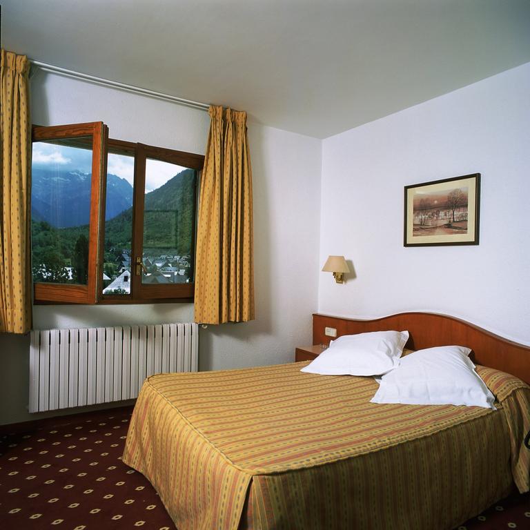 Hotel Edelweiss อาร์ตีส ห้อง รูปภาพ